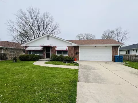 1361 Austin Ave, Aurora, IL 60505