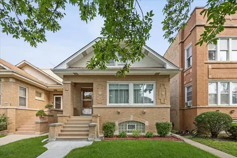 5514 W Dakin St, Chicago, IL 60641