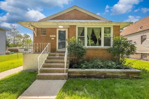 4542 S Keating Ave, Chicago, IL 60632