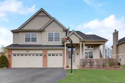 3145 Monterey Ln, Wadsworth, IL 60083