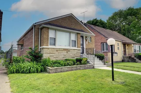 653 W 107th St, Chicago, IL 60628