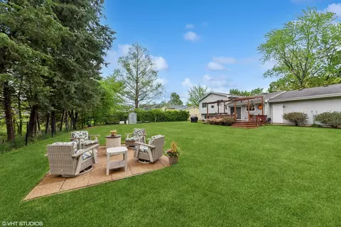 466 Dee Ln, Roselle, IL 60172 photo 24