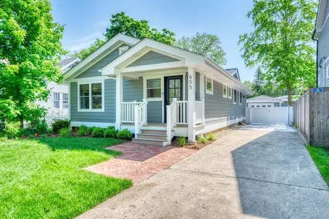 655 N Kenilworth Ave, Glen Ellyn, IL 60137