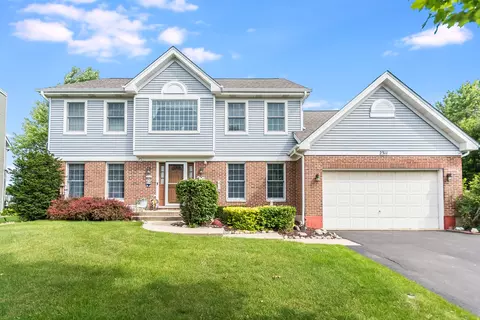 2311 Apple Hill Ln, Aurora, IL 60506