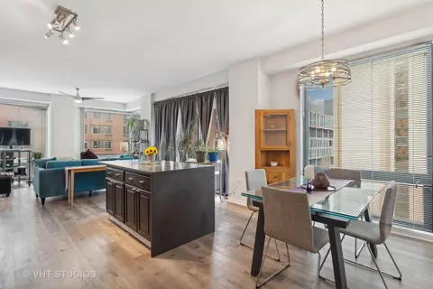 1 E 8th St #708, Chicago, IL 60605 photo 2