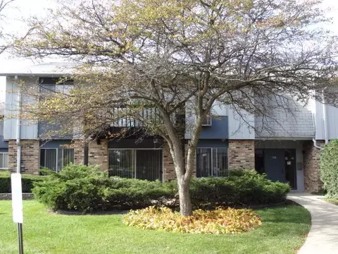 948 E Old Willow Rd #201, Prospect Heights, IL 60070