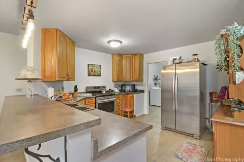 Kitchen - 9601 Fox Bluff Ln, Spring Grove, IL 60081 photo 1 of 2
