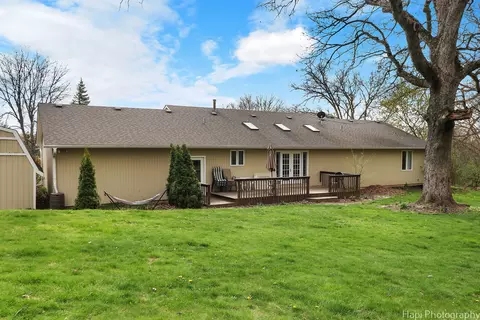 Exterior - 9601 Fox Bluff Ln, Spring Grove, IL 60081 photo 7 of 12