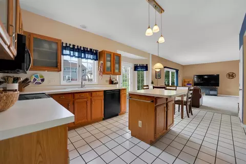 Kitchen - 1225 Ardmore Dr, Cary, IL 60013 photo 1 of 4