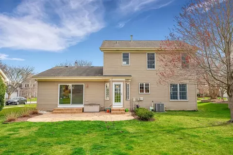 Exterior - 1225 Ardmore Dr, Cary, IL 60013 photo 6 of 7