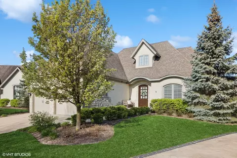 8062 Savoy Club Ct, Burr Ridge, IL 60527