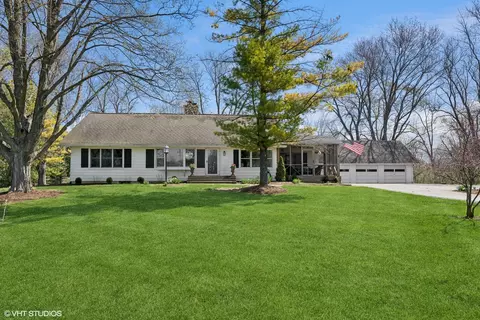 22163 N Harbor Rd, Barrington, IL 60010