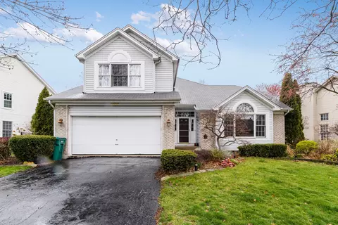 2208 Stonehaven Dr, Plainfield, IL 60586