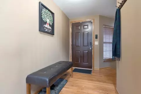 Entry Way - 877 Dandridge Ct, Elgin, IL 60120 photo 1 of 1