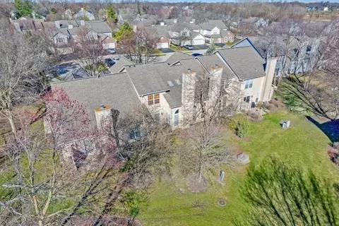 Exterior - 877 Dandridge Ct, Elgin, IL 60120 photo 7 of 7