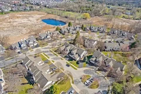 View/Area - 877 Dandridge Ct, Elgin, IL 60120 photo 3 of 3