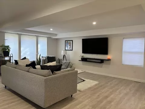 3924 E 112th St, Chicago, IL 60617 photo 2