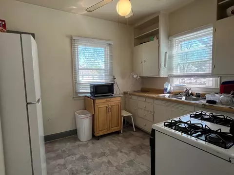 705 W Walnut St, Bloomington, IL 61701 photo 7