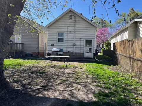705 W Walnut St, Bloomington, IL 61701 photo 11