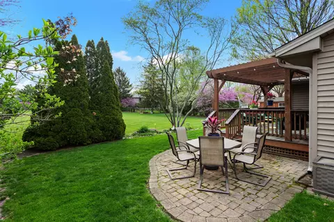 Exterior - 2110 Mayfair Rd, Champaign, IL 61821 photo 6 of 9