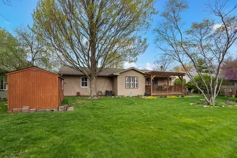 Exterior - 2110 Mayfair Rd, Champaign, IL 61821 photo 5 of 9