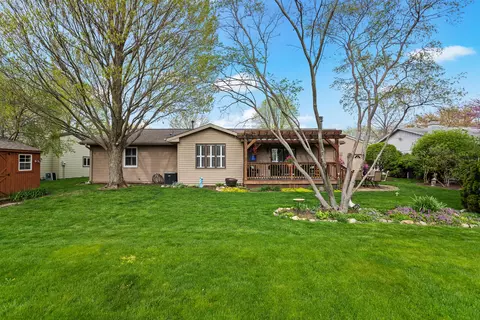 Exterior - 2110 Mayfair Rd, Champaign, IL 61821 photo 3 of 9