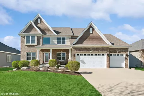 385 Andover Dr, Oswego, IL 60543