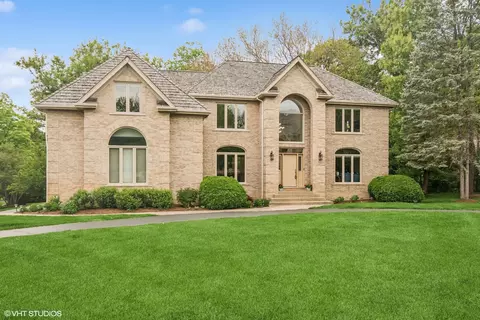 26553 Southgate Trl, Barrington, IL 60010