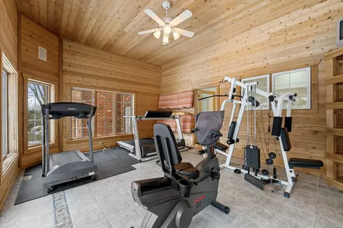 Other - 950 Tara Ct, Wheaton, IL 60189 photo 5 of 10