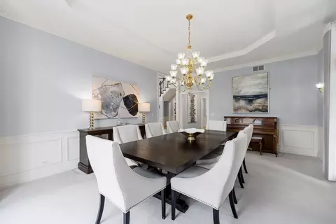 Dining - 950 Tara Ct, Wheaton, IL 60189 photo 2 of 7