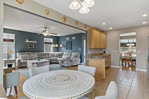 Living - 1143 Ash St, Beecher, IL 60401 photo 3 of 3