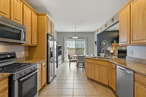 Kitchen - 1143 Ash St, Beecher, IL 60401 photo 2 of 2