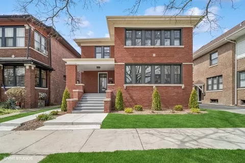 9538 S Seeley Ave, Chicago, IL 60643
