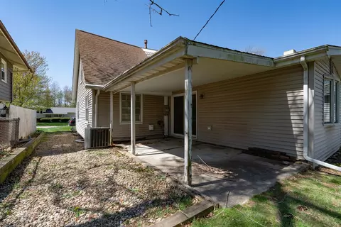 Exterior - 22 Lateer Dr, Normal, IL 61761 photo 10 of 12