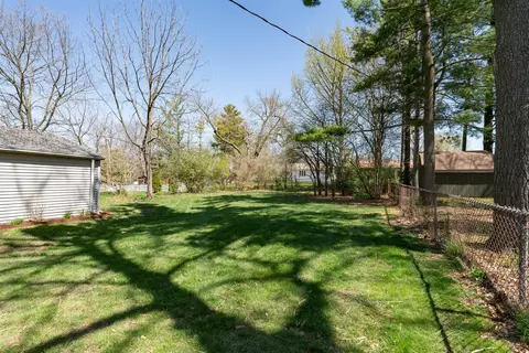 Exterior - 22 Lateer Dr, Normal, IL 61761 photo 7 of 12