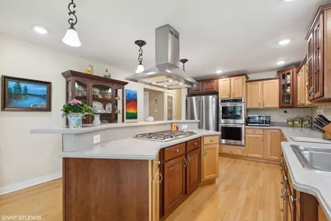 501 Ridge St, Algonquin, IL 60102 photo 4