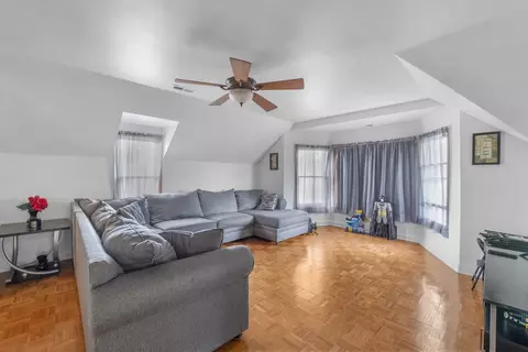 Living - 427 Delles Rd, Wheaton, IL 60187 photo 2 of 2