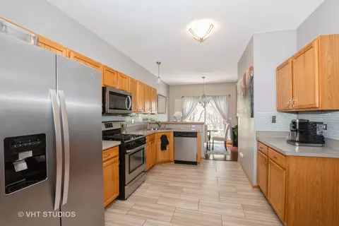 17506 Gilbert Dr, Lockport, IL 60441 photo 6