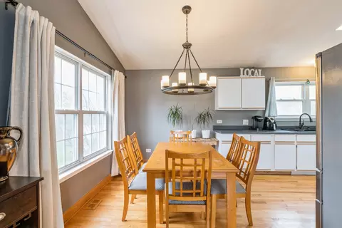Dining - 721 Hackberry Ln, Algonquin, IL 60102 photo 1 of 1