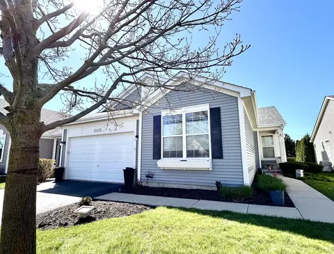 21135 Sterling Lake Ct, Crest Hill, IL 60403