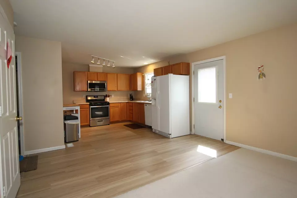 Kitchen - 923 E Shelbourne Dr, Normal, IL 61761 photo 2 of 3