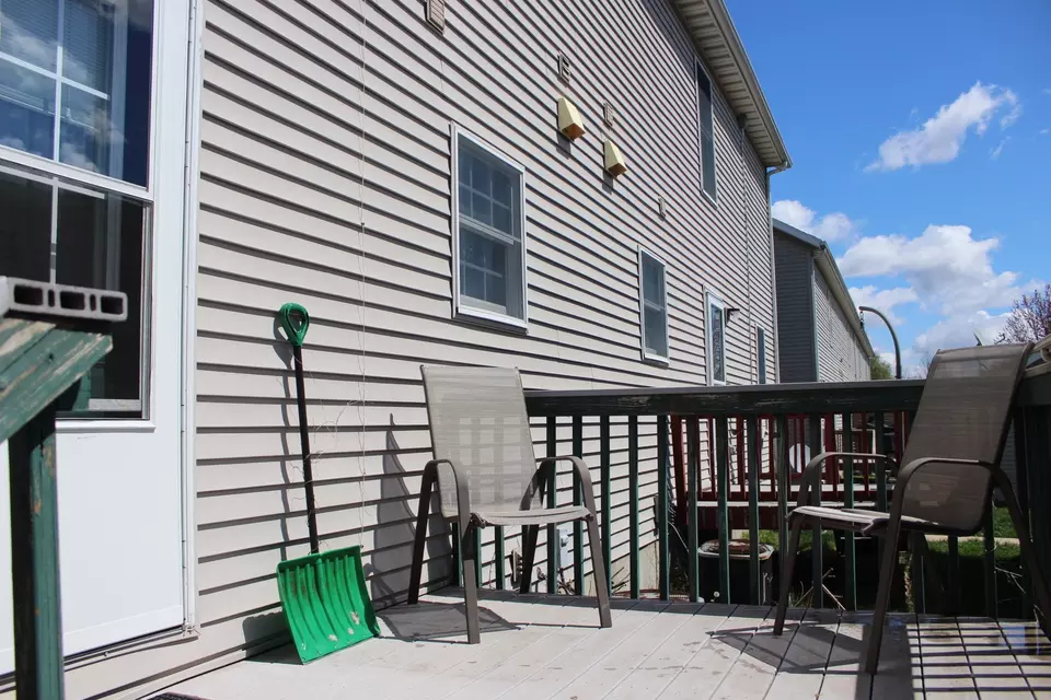 Exterior - 923 E Shelbourne Dr, Normal, IL 61761 photo 3 of 4