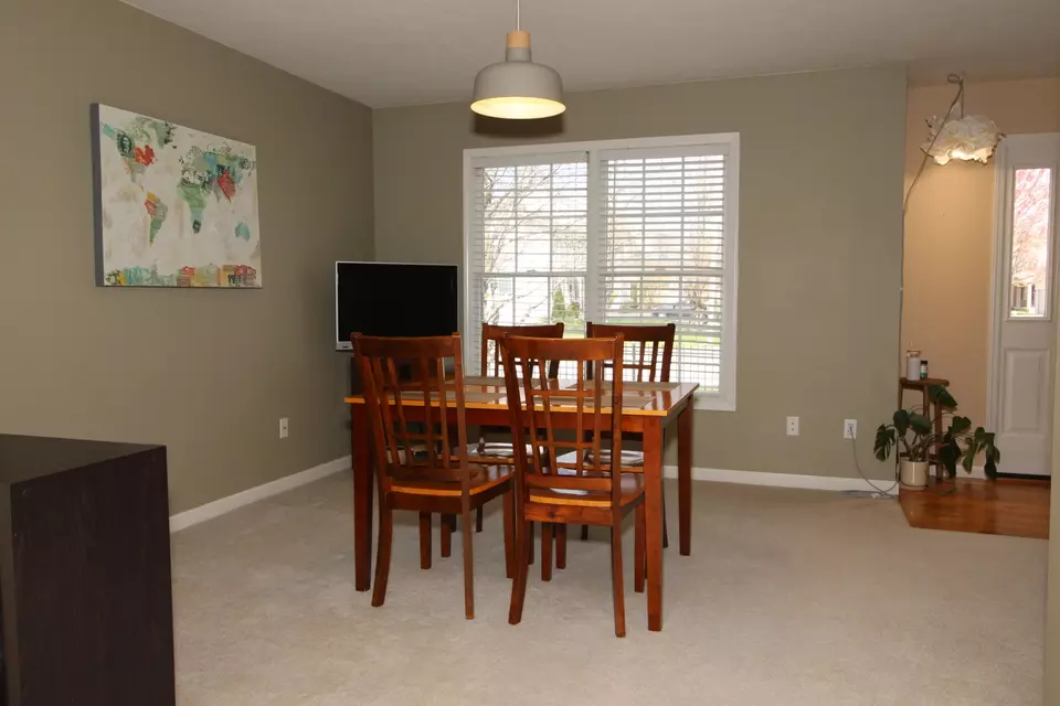 Dining - 923 E Shelbourne Dr, Normal, IL 61761 photo 2 of 3