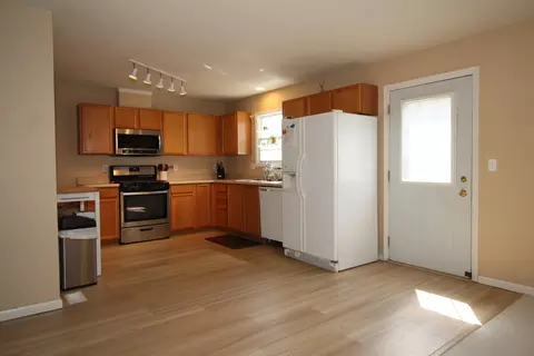 Kitchen - 923 E Shelbourne Dr, Normal, IL 61761 photo 3 of 3