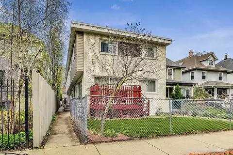 1528 W Estes Ave #C, Chicago, IL 60626