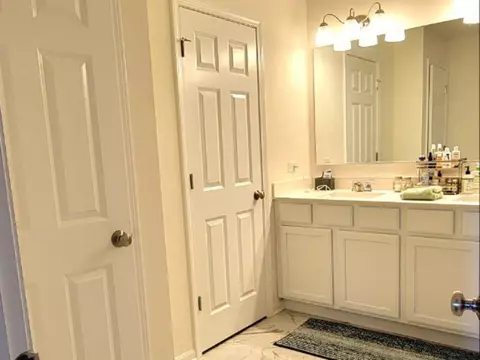 Bath - 26524 W Red Apple Rd, Plainfield, IL 60585 photo 3 of 4