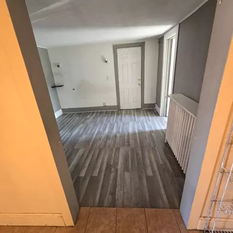 1488 E Thacker St, Des Plaines, IL 60016 photo 3