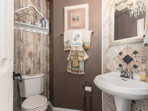 Bath - 13355 Jones Ct, Plainfield, IL 60585 photo 1 of 7