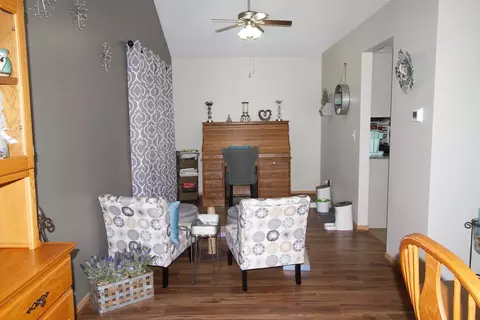 Dining - 605 Creekside Cir, Minooka, IL 60447 photo 3 of 3