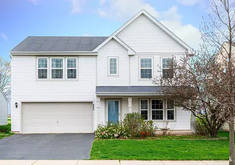 295 N Blue Jay St, Cortland, IL 60112